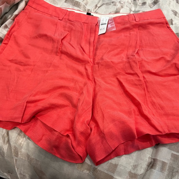 NWT Linen Shorts by J. Crew in a fun summer color! - Picture 3 of 3